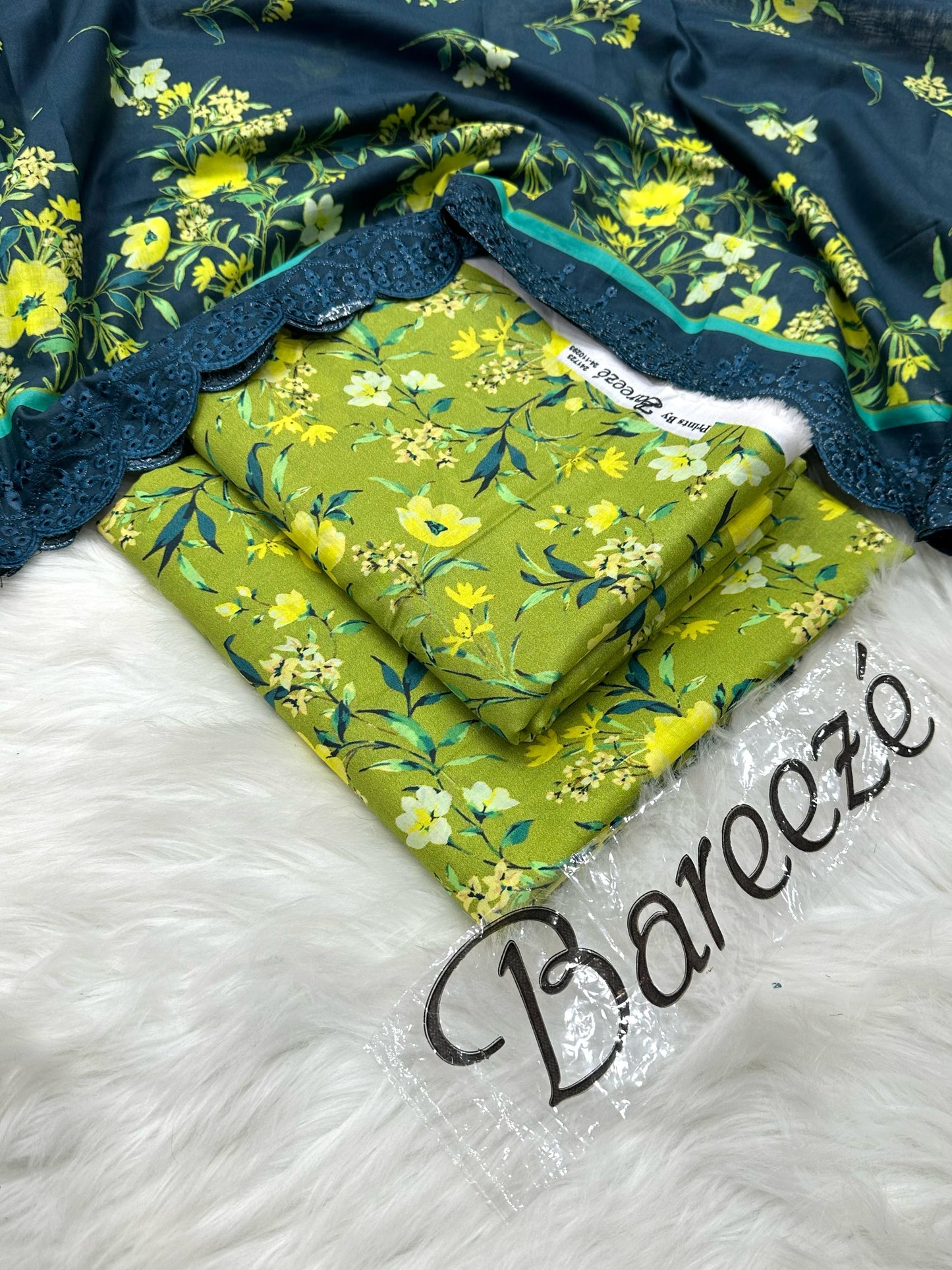 BAREEZE Three Piece  Lawn Suit